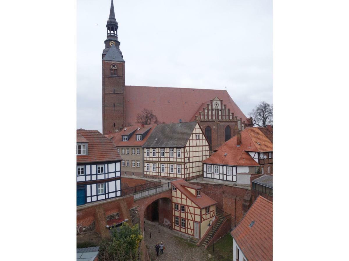 شقة Haus Zur Eselsbruecke Tangermünde المظهر الخارجي الصورة